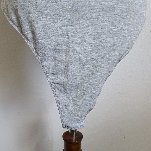 PLUS SIZE SHEIN WOMAN'S BODYSUIT - Picture 5 of 11